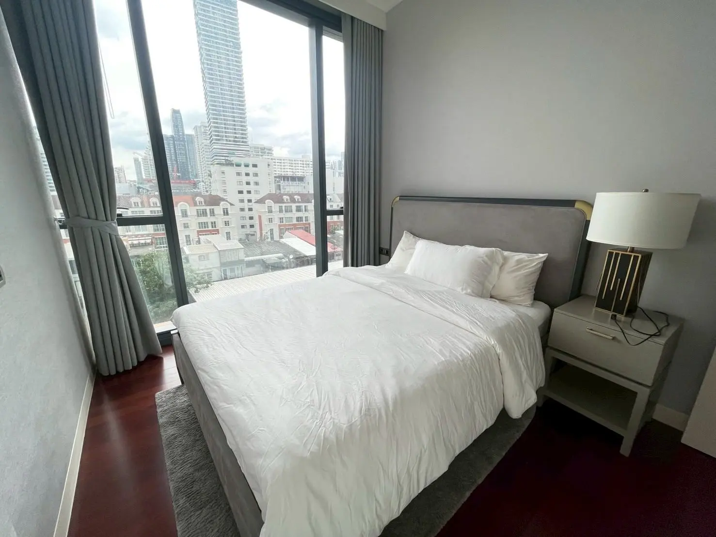2 Bed/ 2 Bath KHUN by YOO