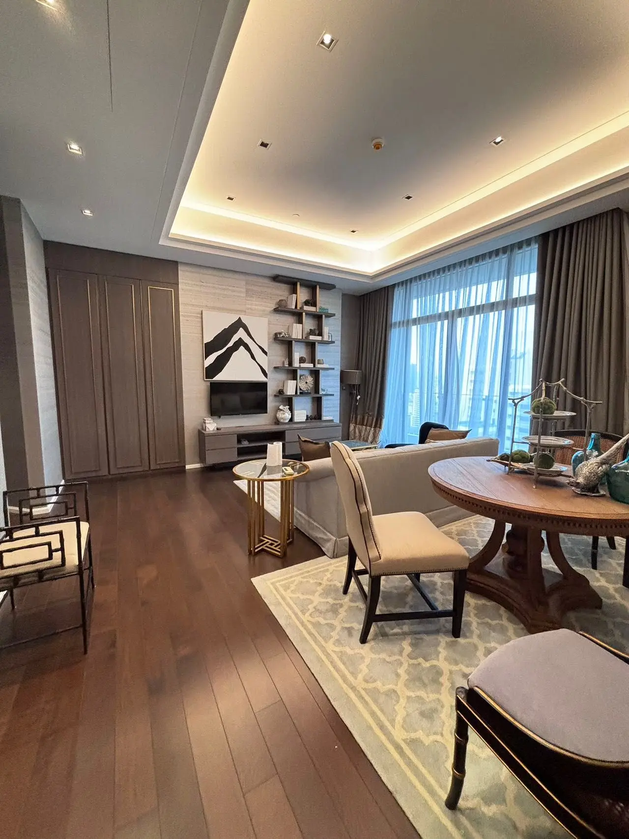 3 Bed/ 4 Bath Diplomat 39 
