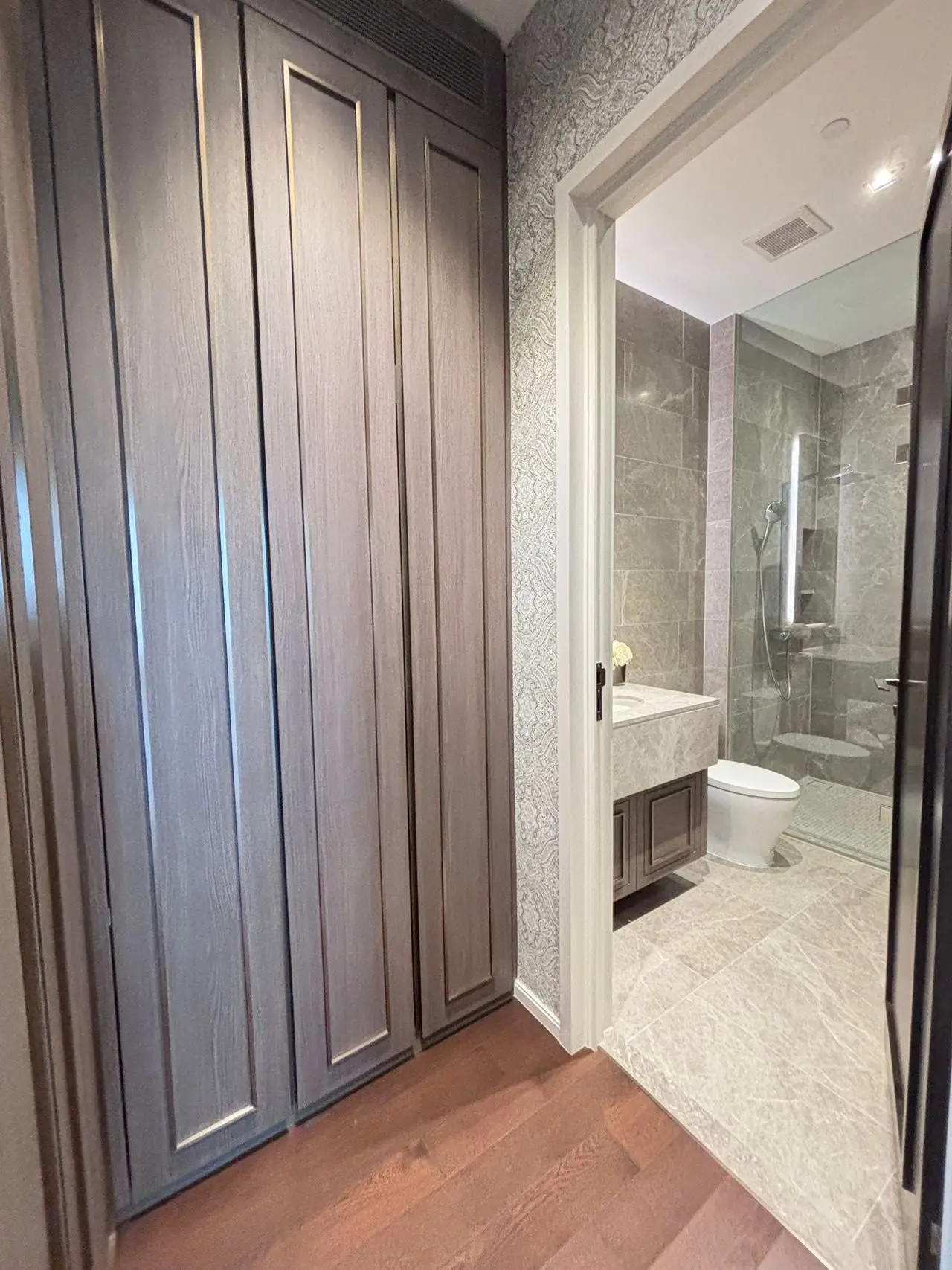 3 Bed/ 4 Bath Diplomat 39 