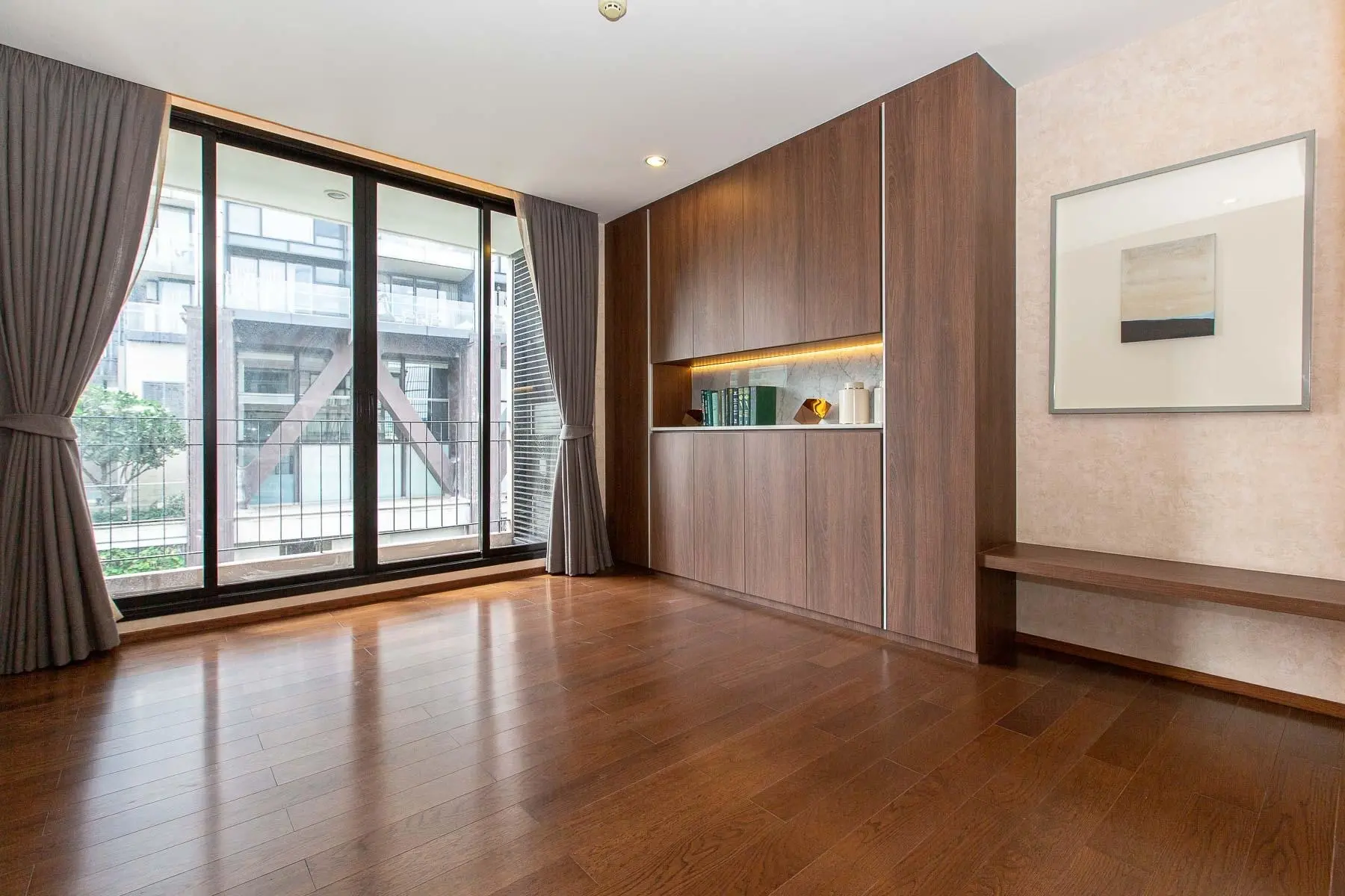 4 Bed/ 4 Bath The Hudson Sathorn