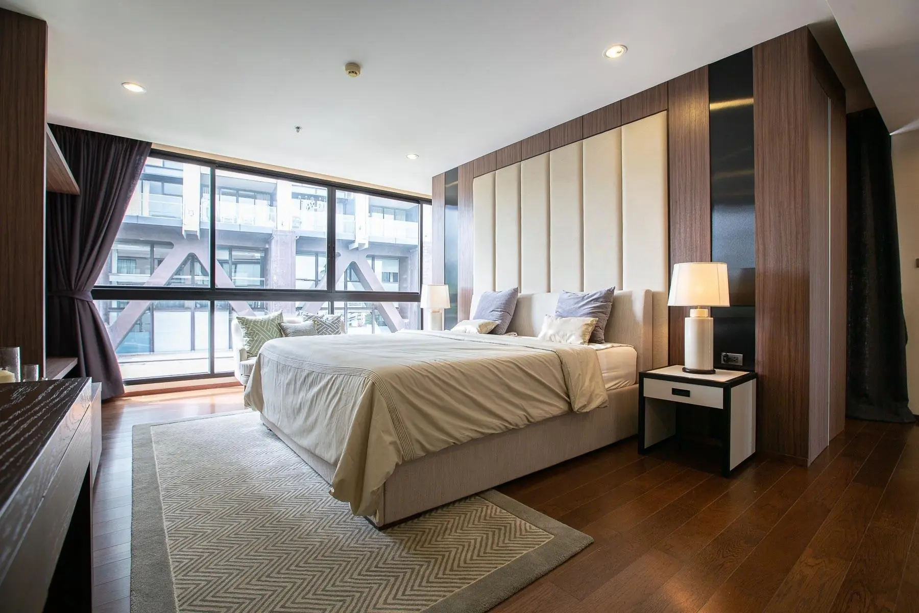 4 Bed/ 4 Bath The Hudson Sathorn