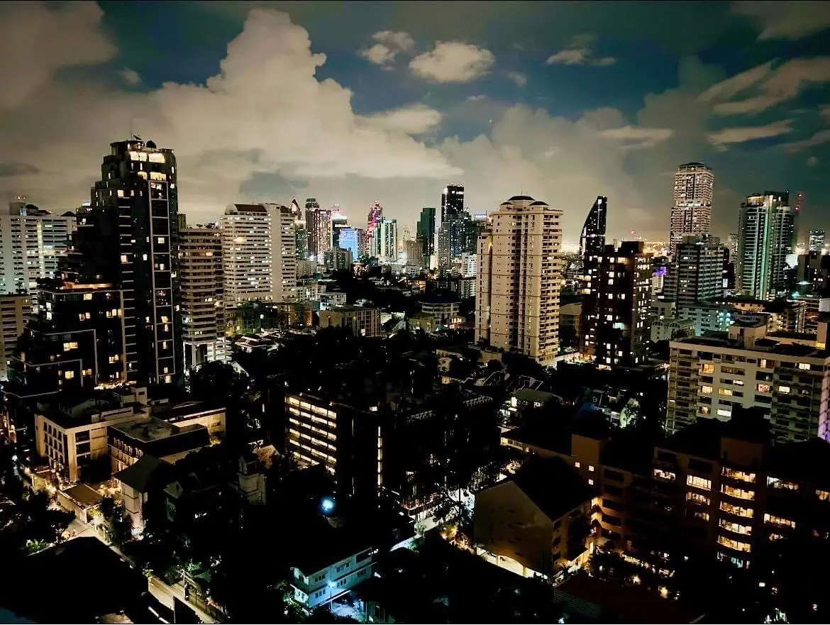 2 Bed / 2 Bath Royal Castle Sukhumvit 39