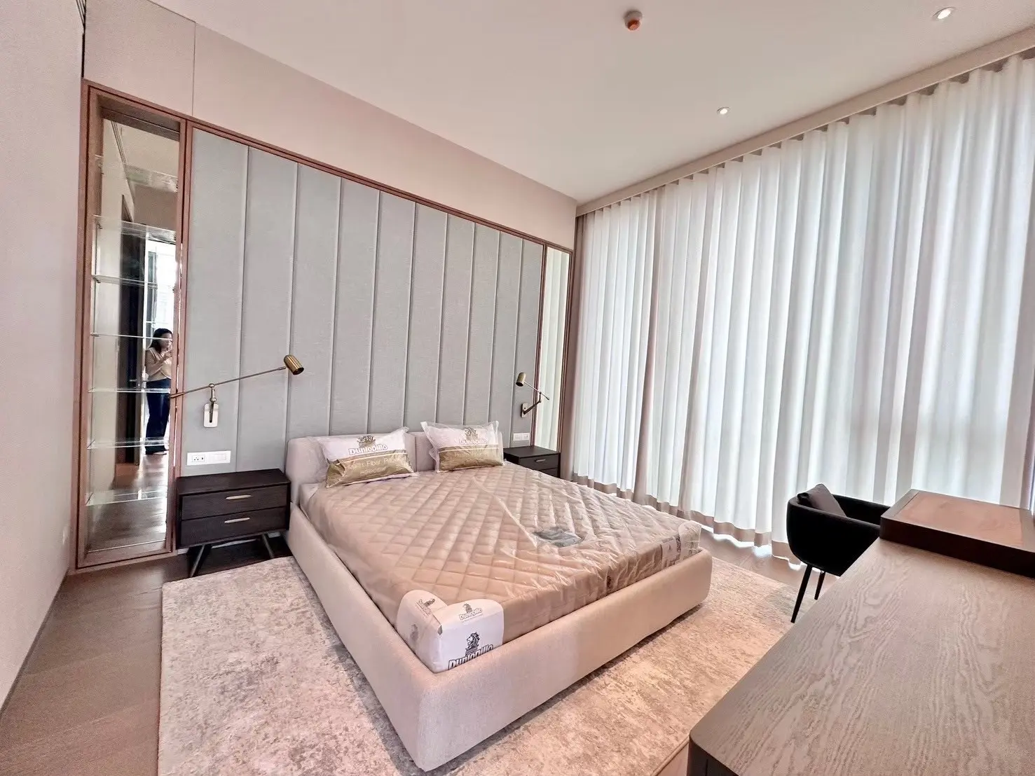 1 Bed/ 2 Bath SCOPE Langsuan