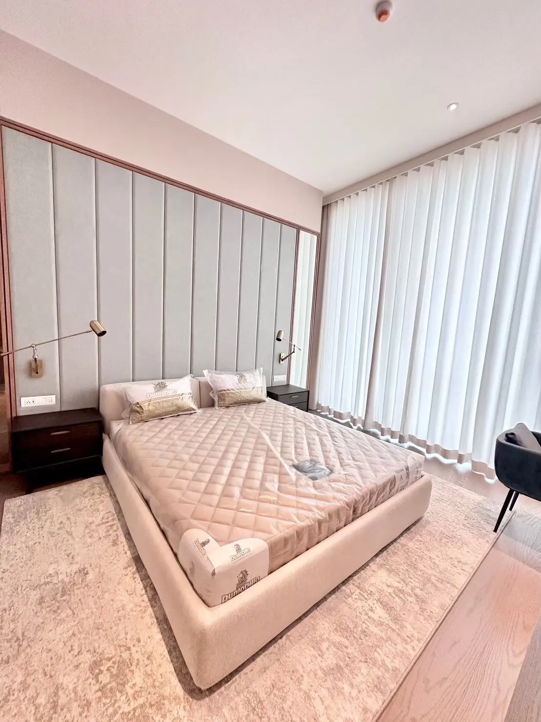 1 Bed/ 2 Bath SCOPE Langsuan