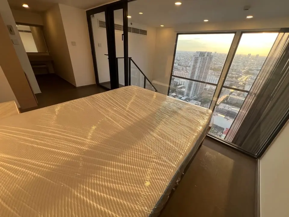 2 bed/ 2 bath Park Origin Ratchathewi