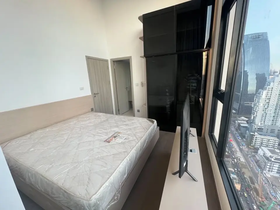 2 bed/ 2 bath Park Origin Ratchathewi