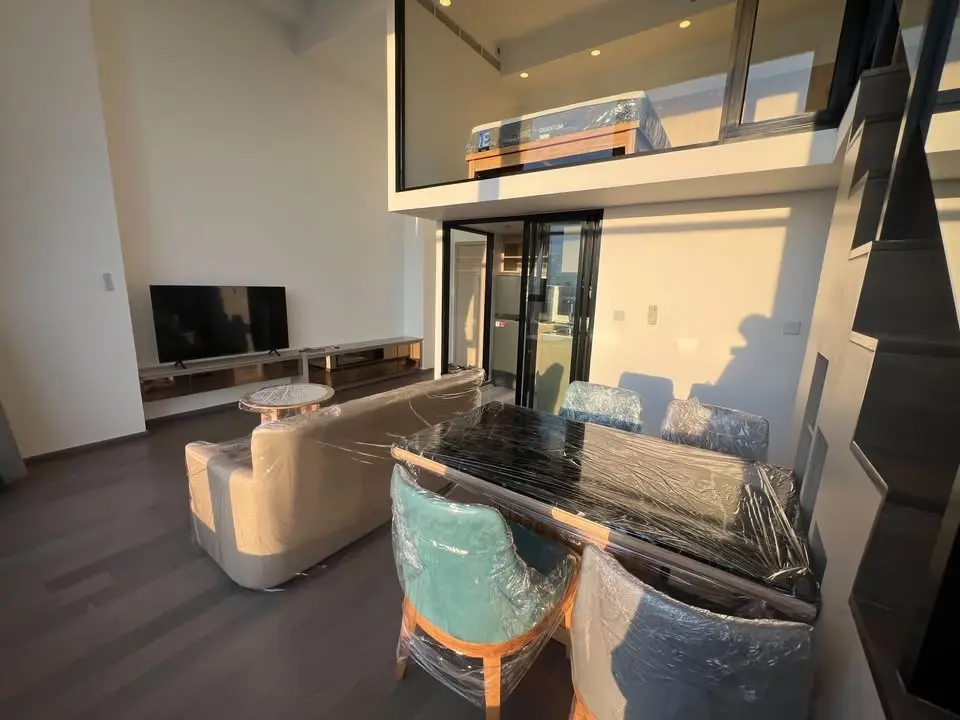 2 bed/ 2 bath Park Origin Ratchathewi