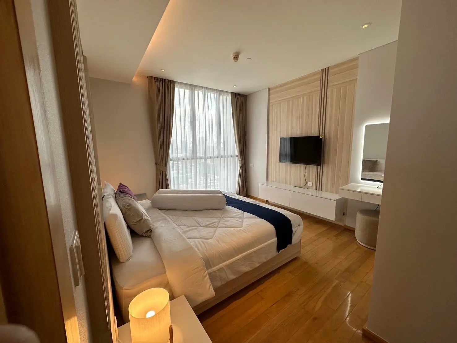 1 bed/ 1 bath  Aequa Sukhumvit 49