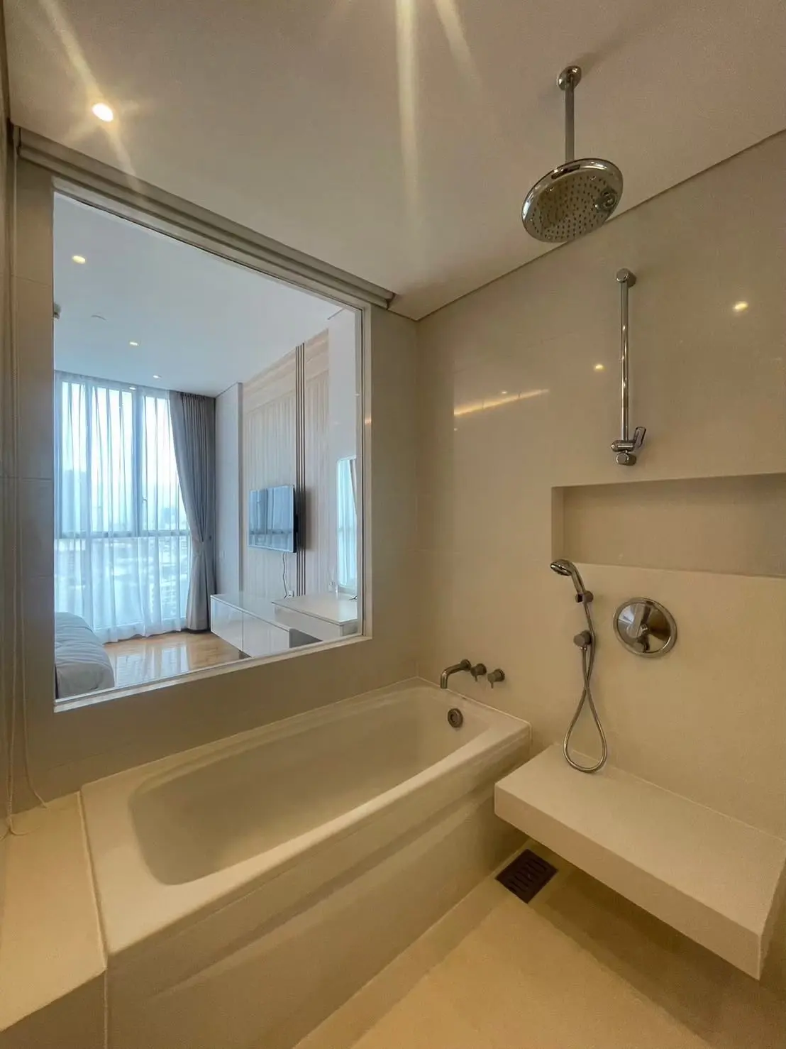 1 bed/ 1 bath  Aequa Sukhumvit 49