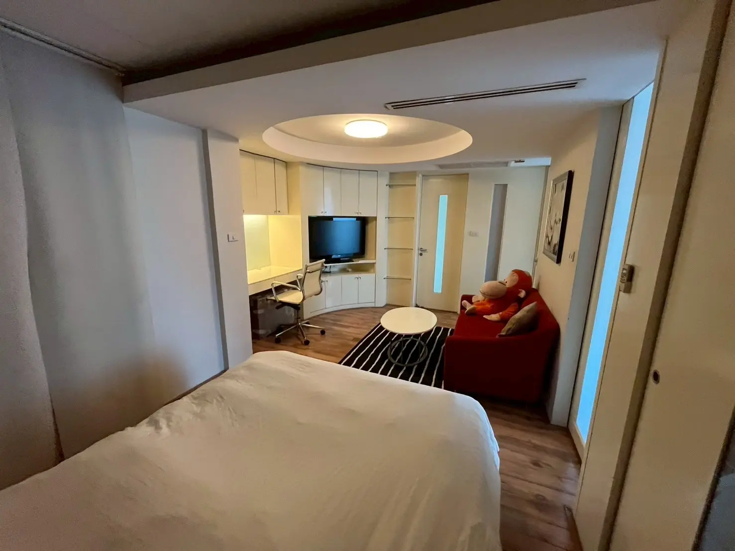 7 Bed/ 8 Bath Penthouse. Navin Court