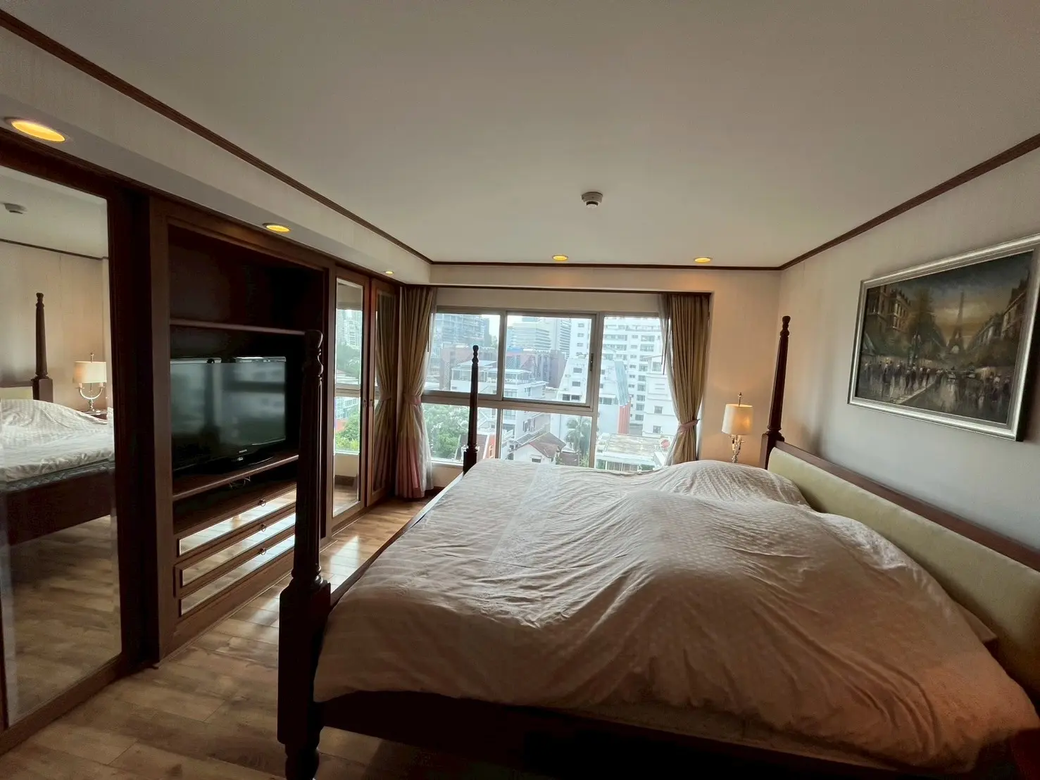7 Bed/ 8 Bath Penthouse. Navin Court