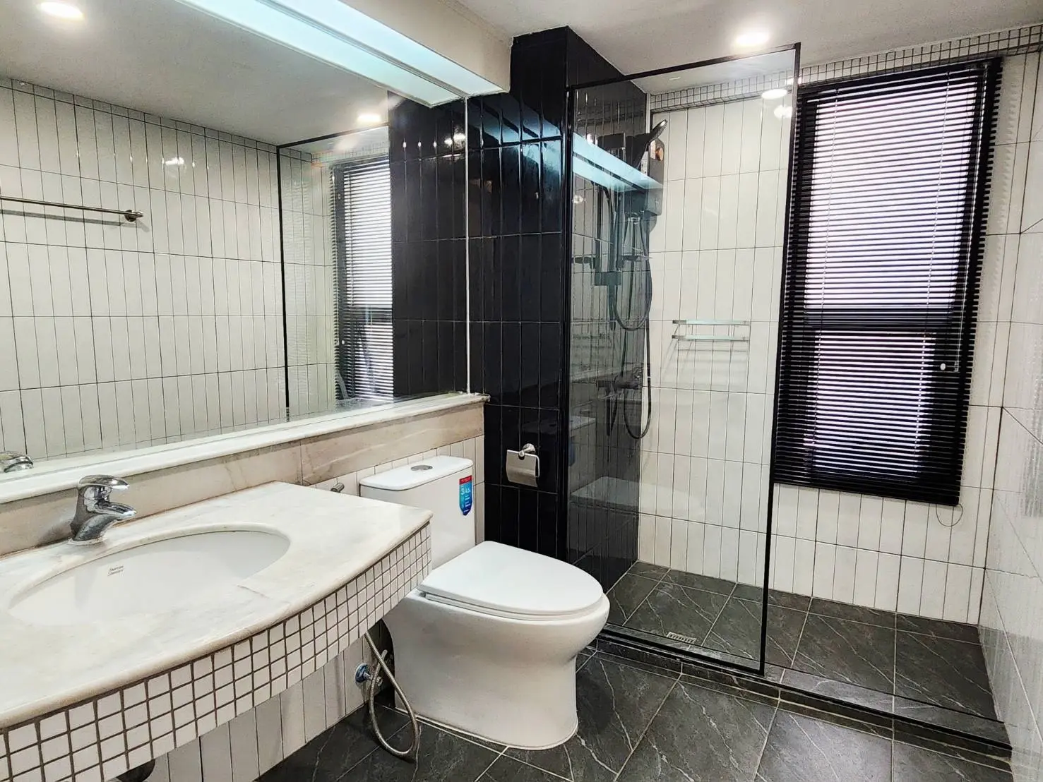2 bed/ 1 bath Palm Pavilion Condominium