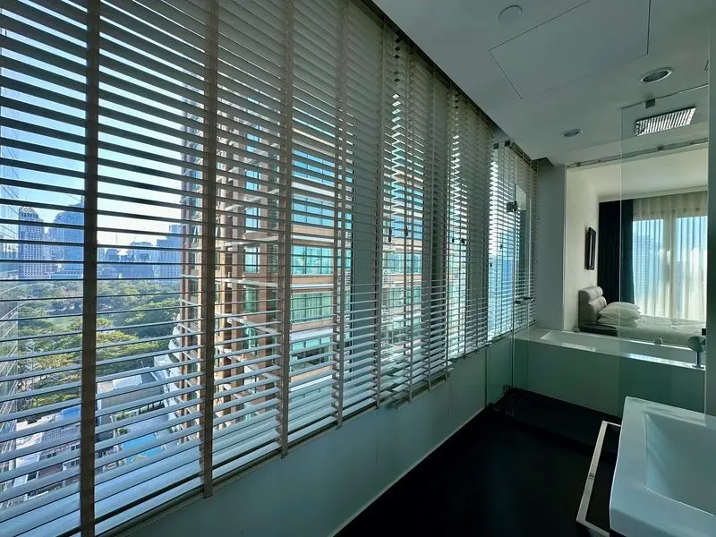 2 Bed/ 2 Bath 185 Rajadamri