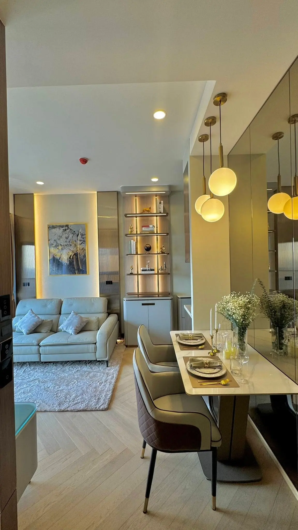 2 bed/ 1 bath Park Origin Thonglor