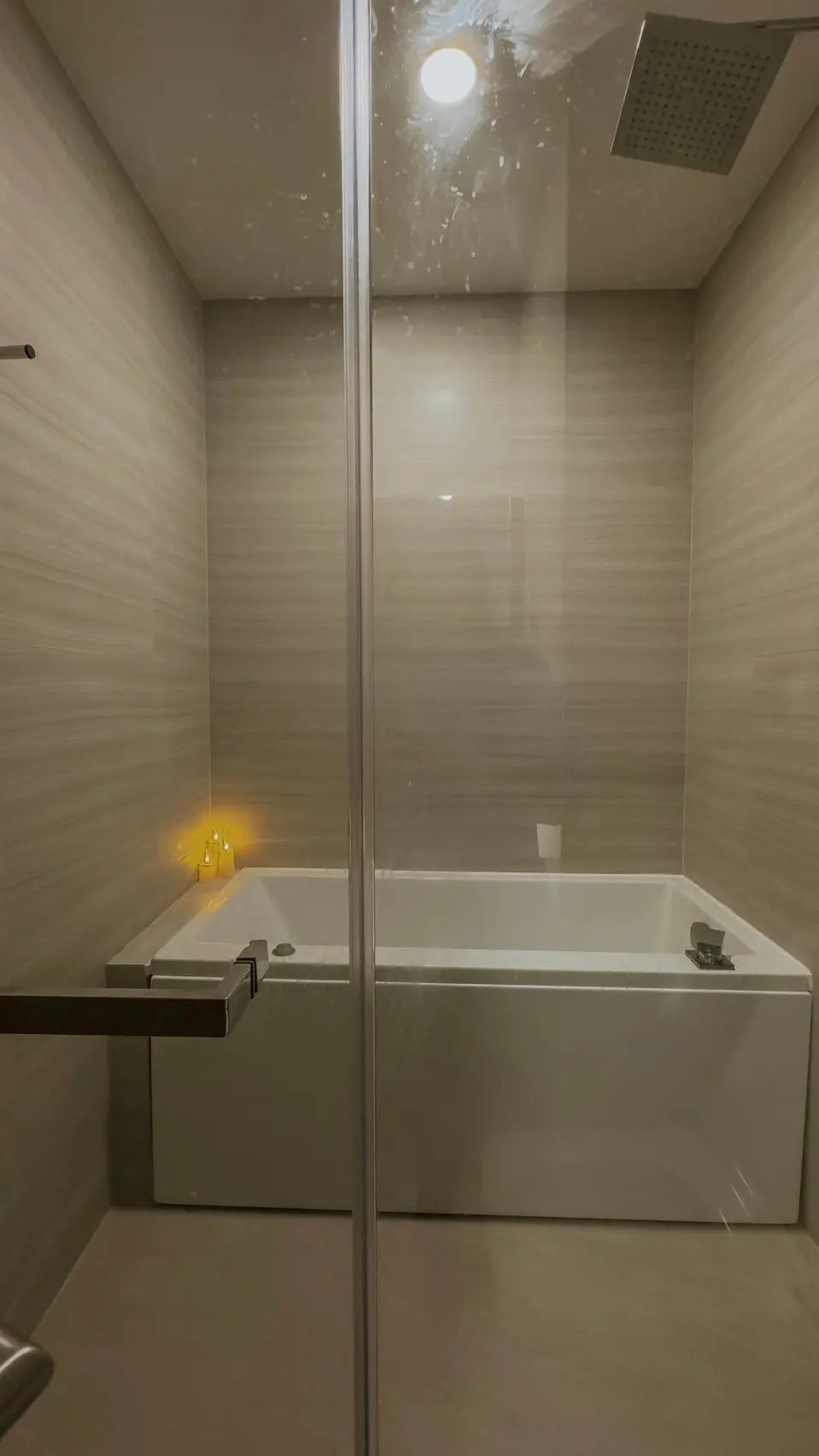 2 bed/ 1 bath Park Origin Thonglor