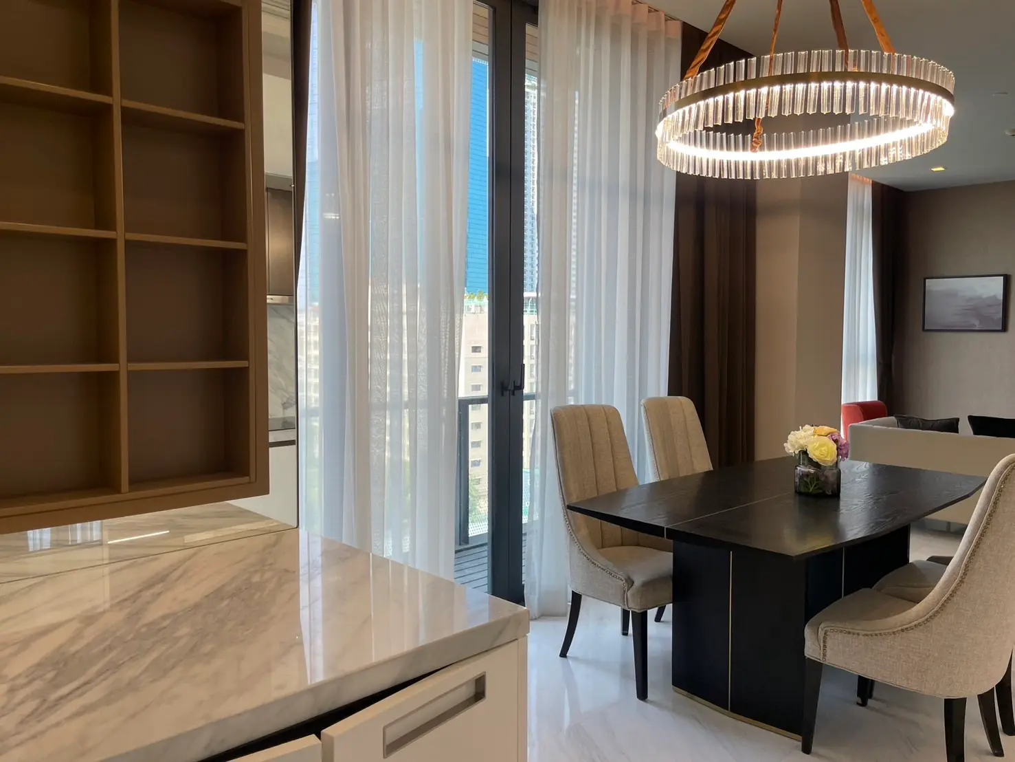 2 bed/ 2 bath The Monument Thonglor