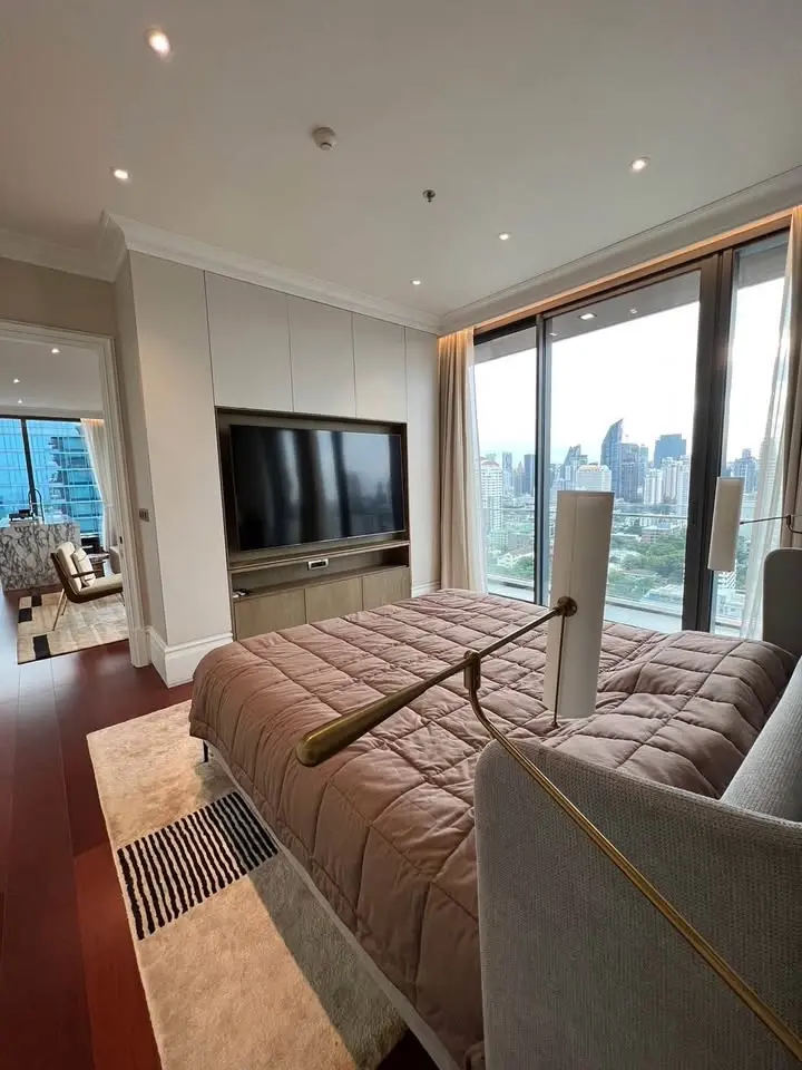 3 bed, 3 bath KHUN by YOO