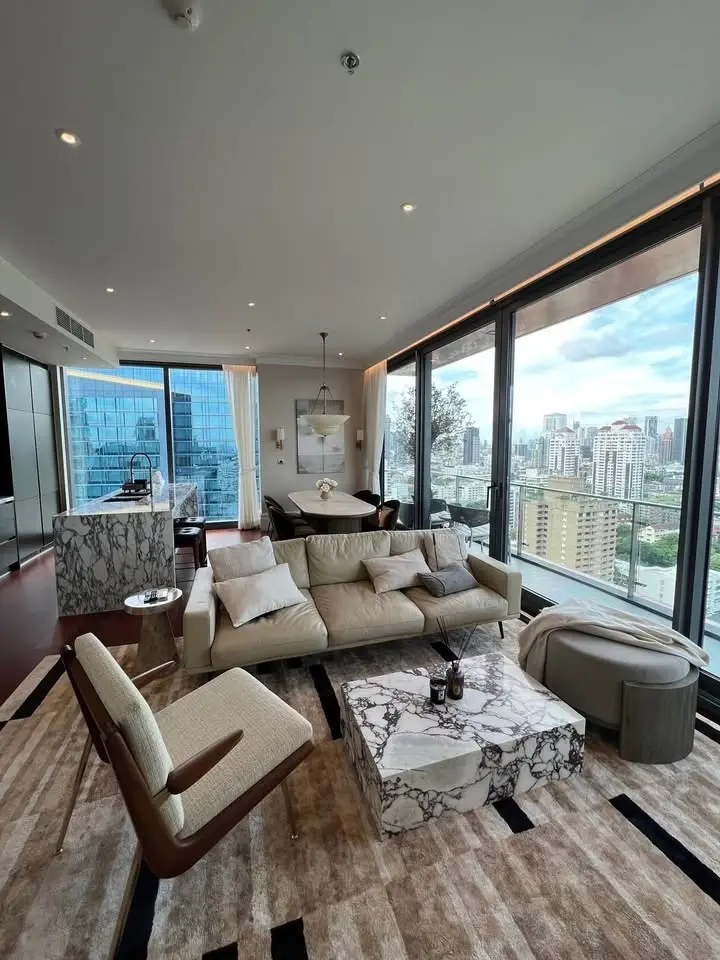 3 bed, 3 bath KHUN by YOO