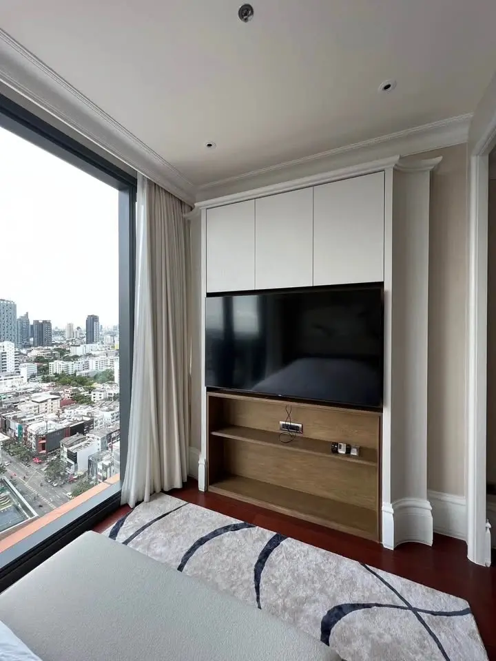 3 bed, 3 bath KHUN by YOO