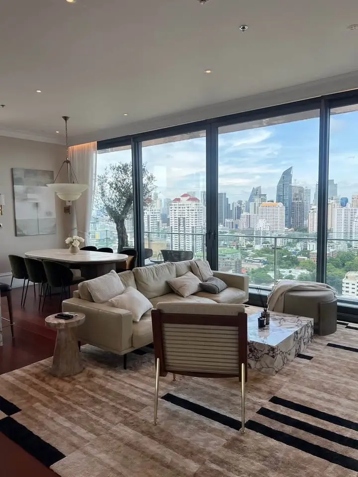 3 bed, 3 bath KHUN by YOO