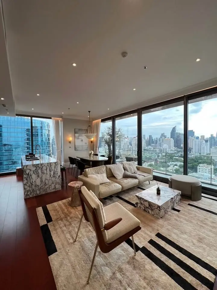3 bed, 3 bath KHUN by YOO
