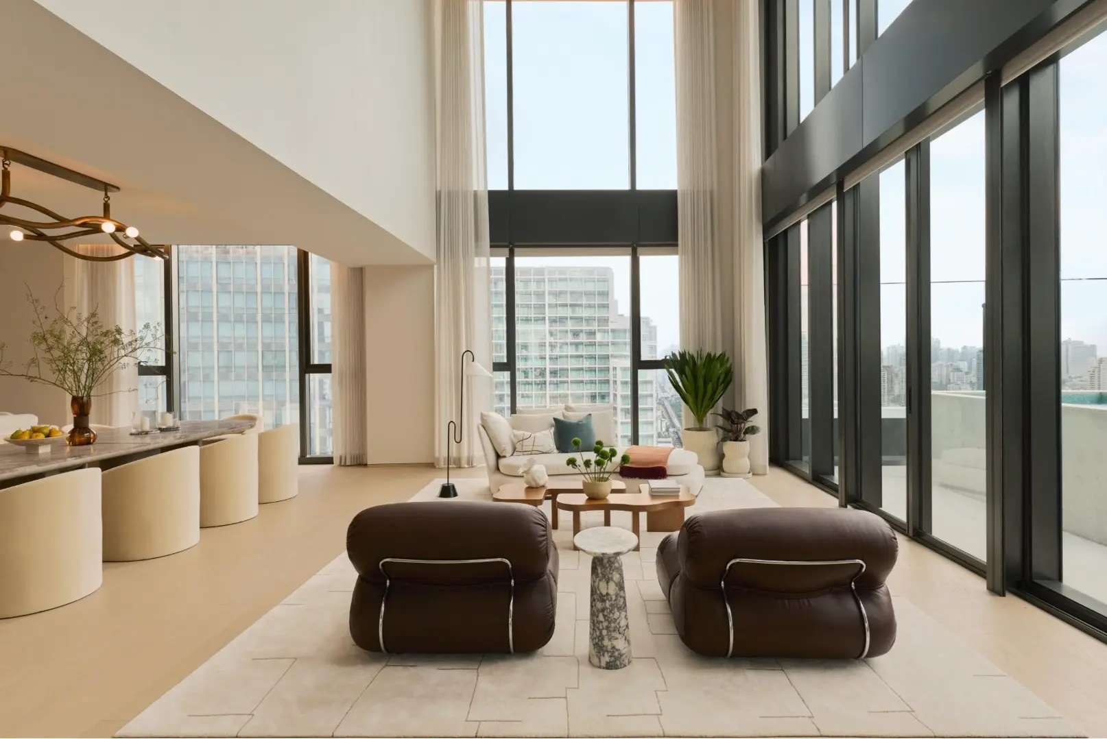5 Bed/ 5 Bath Triplex Penthouse Scope Thonglor