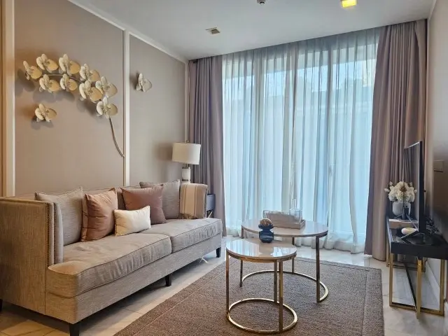2 Bed/ 2 Bath Hyde Sukhumvit 11
