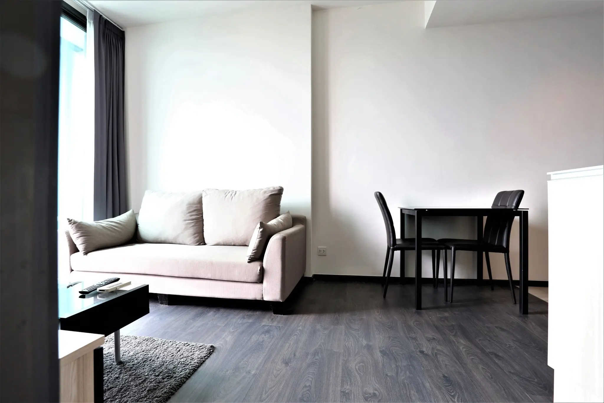 1 Bed/ 1 bath Edge Sukhumvit 23