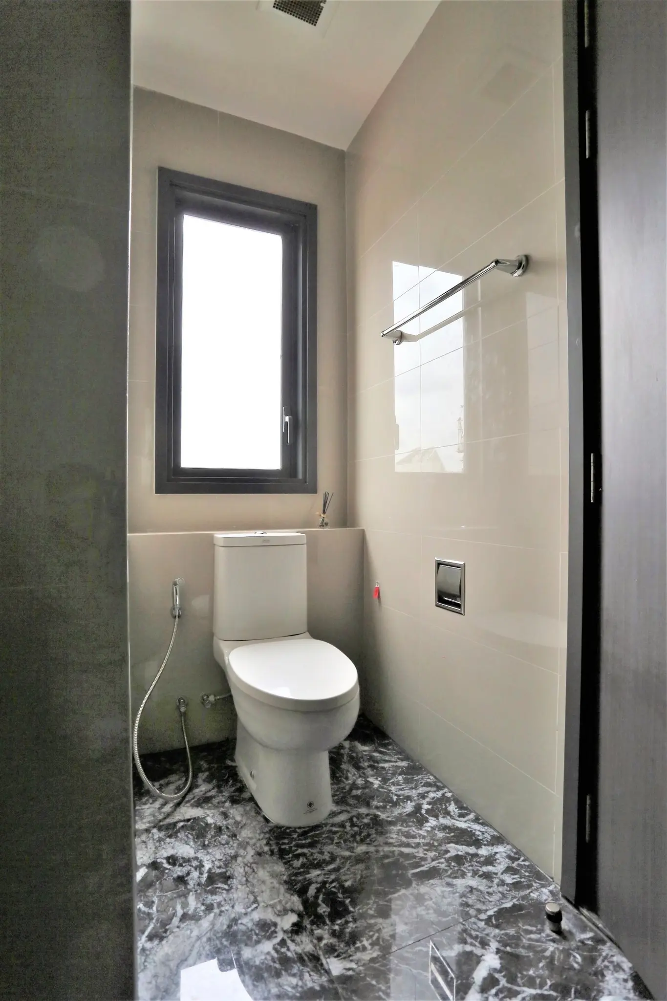 1 Bed/ 1 bath Edge Sukhumvit 23