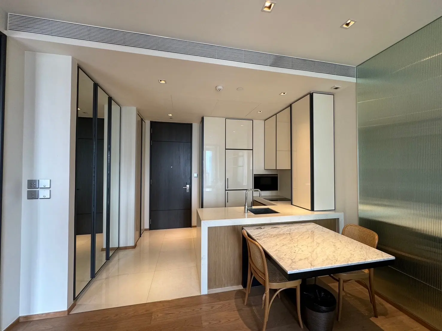 1 bed/ 1 bath BEATNIQ Sukhumvit 32