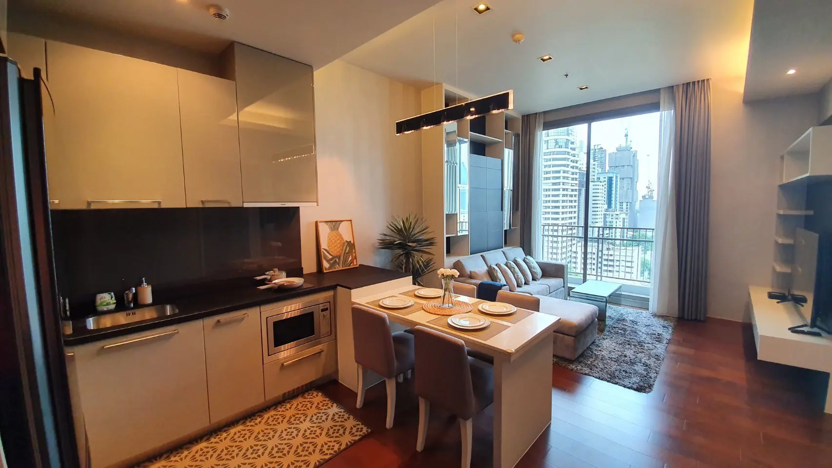 1 bed/ 1 bath Quattro by Sansiri
