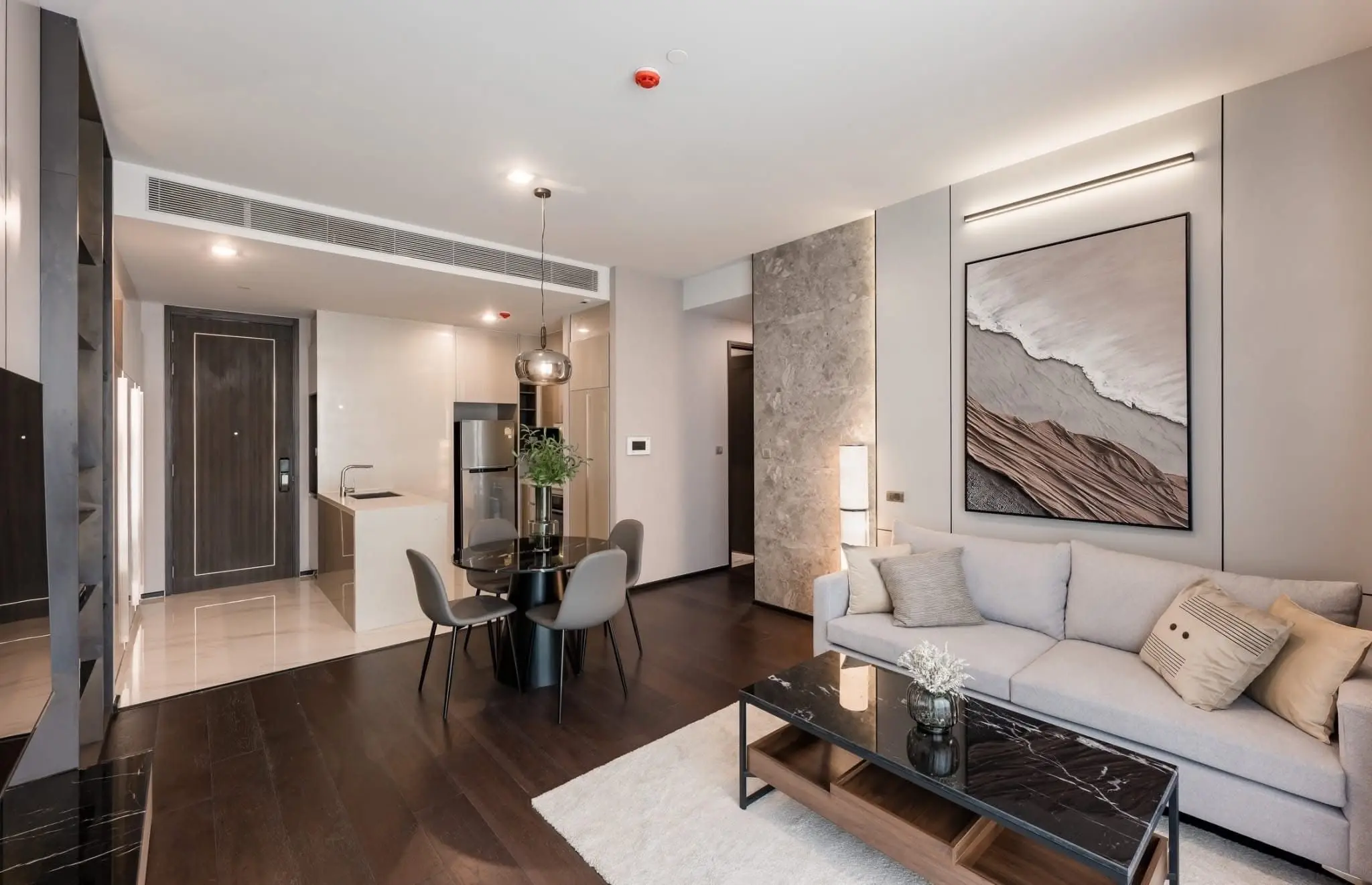 2 bed/ 2 bath  LAVIQ Sukhumvit 57