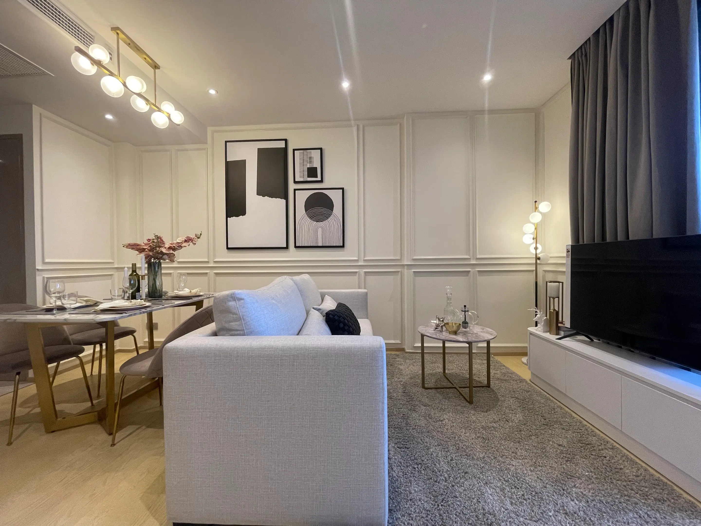 1 bed/ 1 bath Ashton Asoke Rama 9 