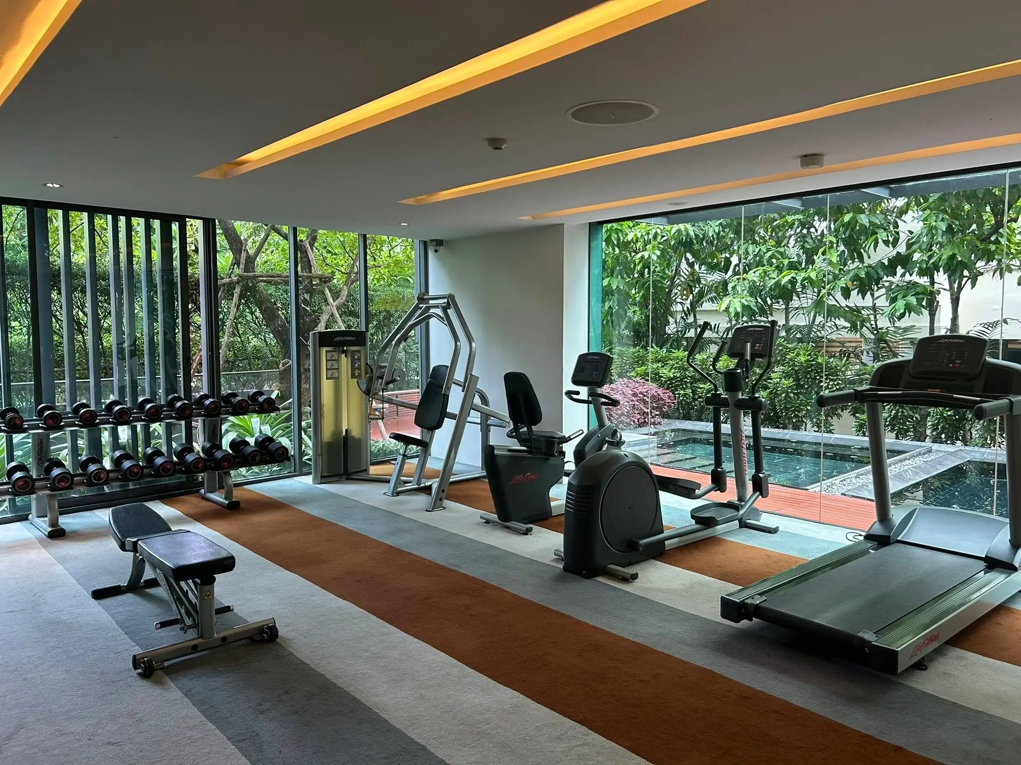 1 Bed/ 1 Bath Via 49