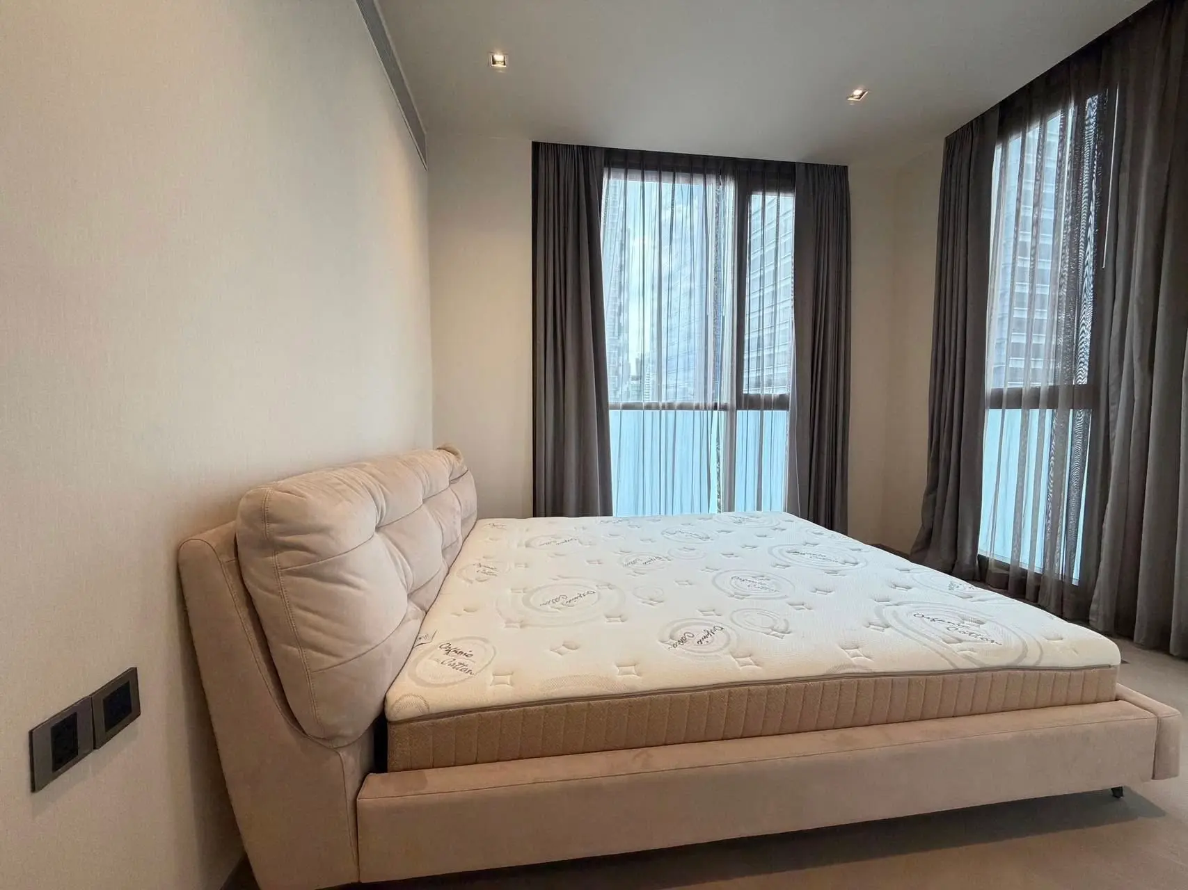4 Bed/ 3 Bath The Reserve Sathorn