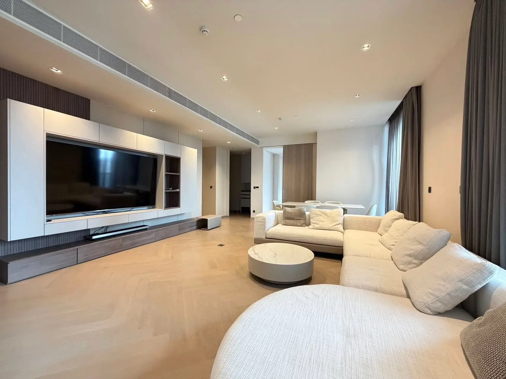 4 Bed/ 3 Bath The Reserve Sathorn