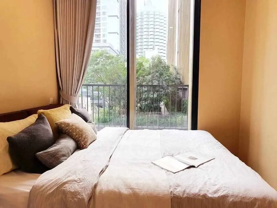 1 bed/ 1 bath  Noble BE19