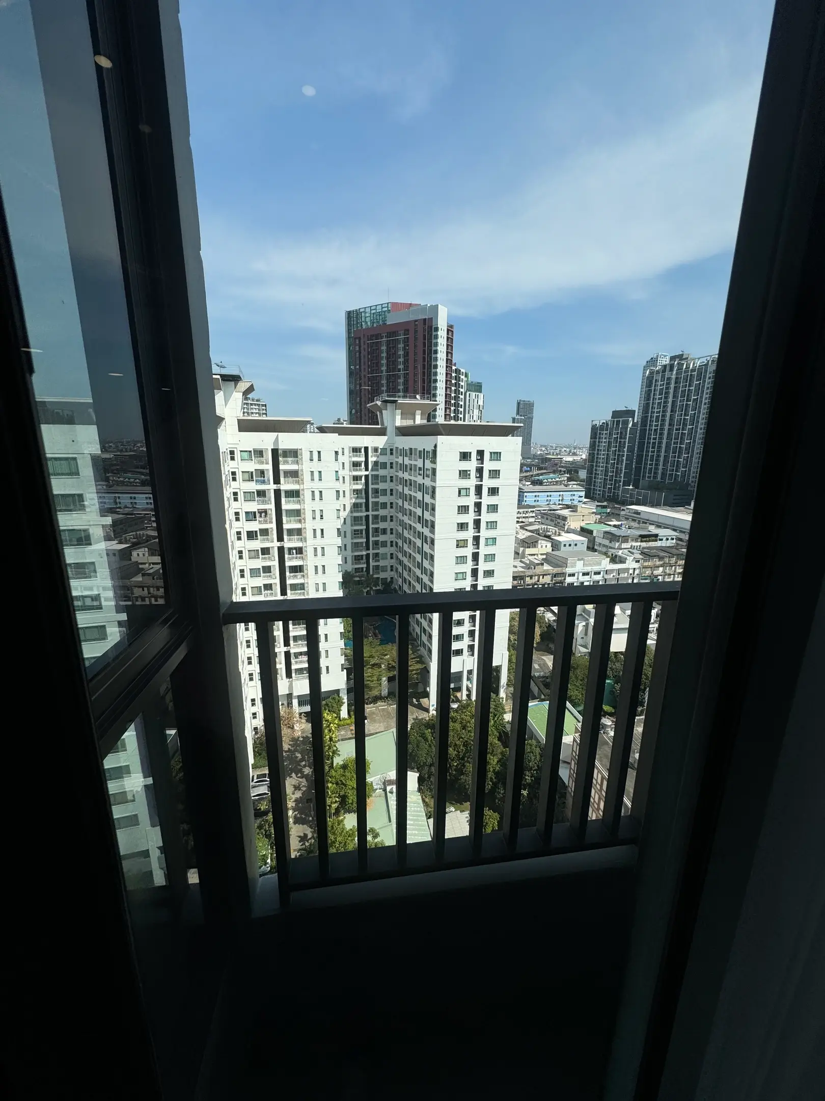 2 Bed/ 1 Bath Knightsbridge Space Sukhumvit-Rama 4