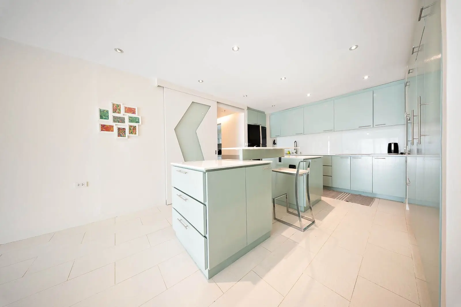 คอนโด 3 ห้องนอนกว้างขวางสไตล์ญี่ปุ่นในวัฒนา โฉนดกรรมสิทธิ์