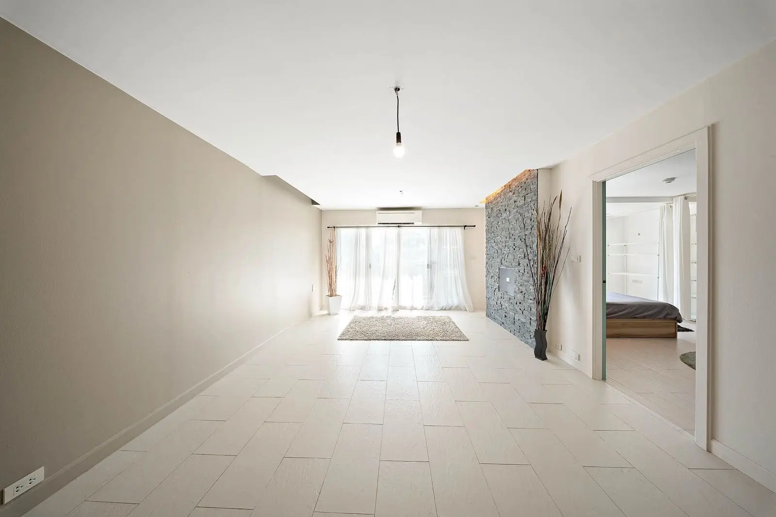 คอนโด 3 ห้องนอนกว้างขวางสไตล์ญี่ปุ่นในวัฒนา โฉนดกรรมสิทธิ์