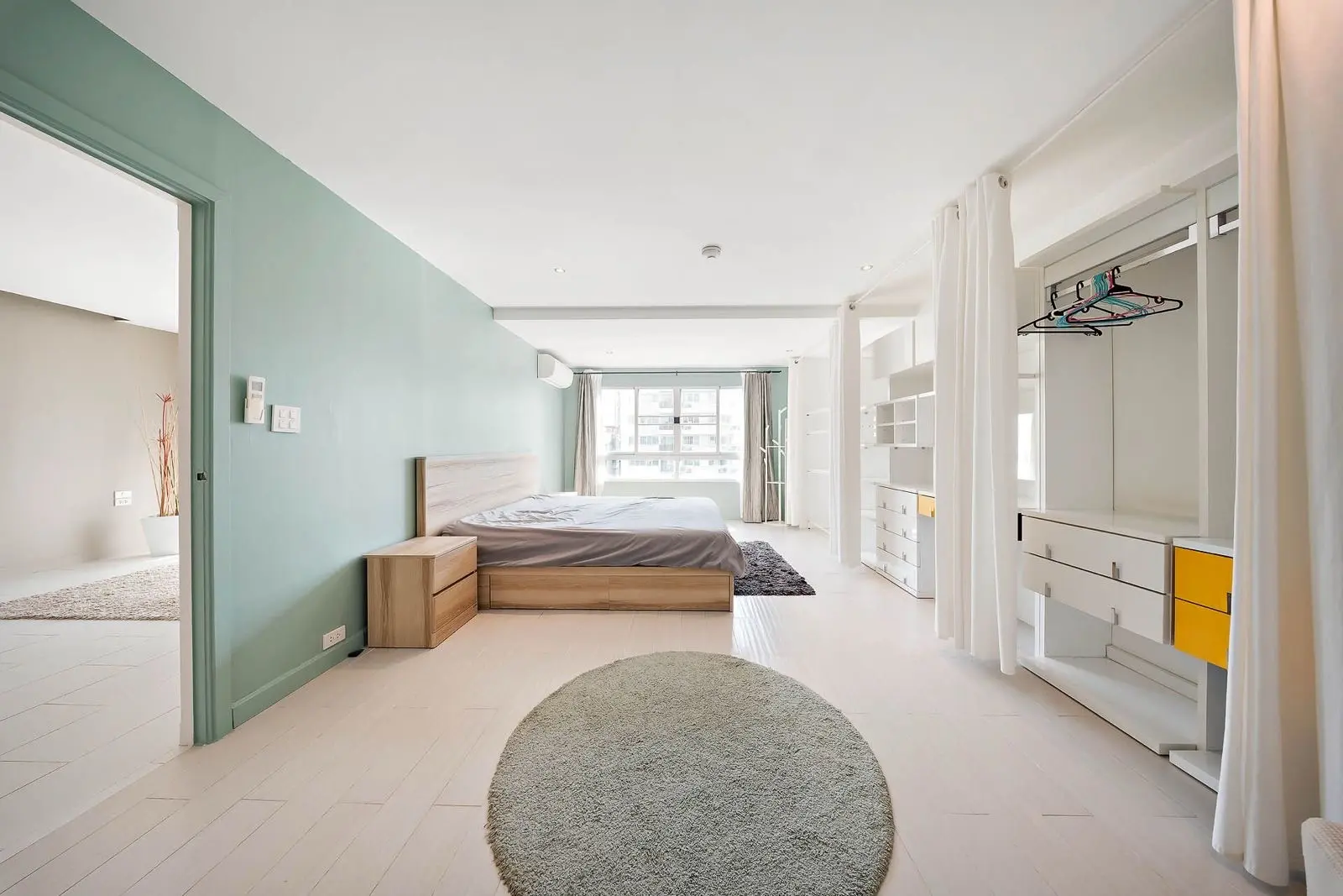 คอนโด 3 ห้องนอนกว้างขวางสไตล์ญี่ปุ่นในวัฒนา โฉนดกรรมสิทธิ์