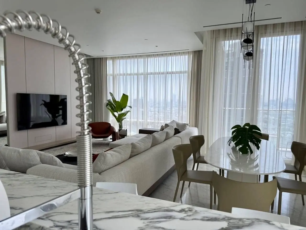 River front at Four Seasons Private Residences 3 beds for sale.