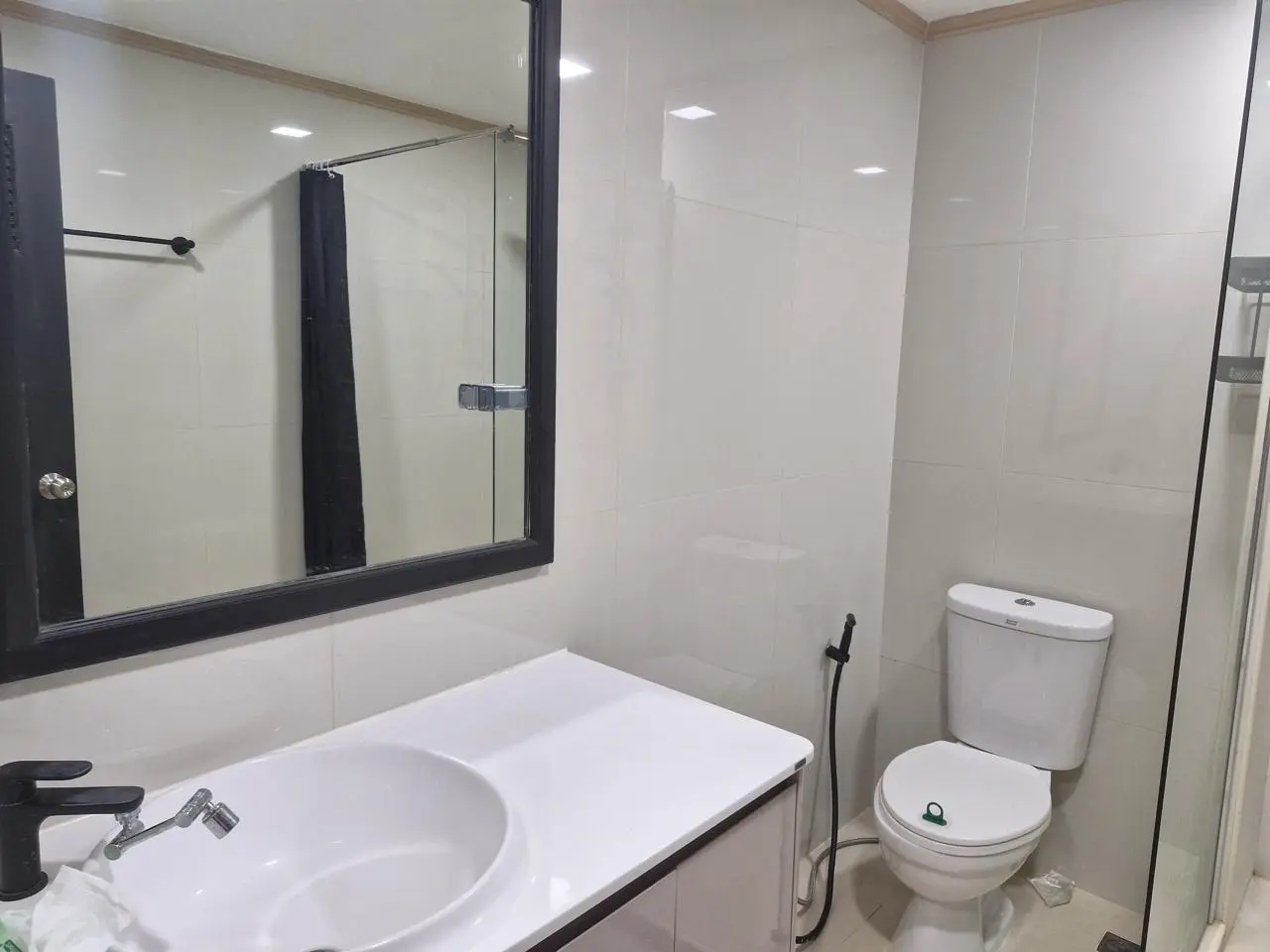 DS TOWER 1 LARGE 3 BEDS FOR RENT NOW