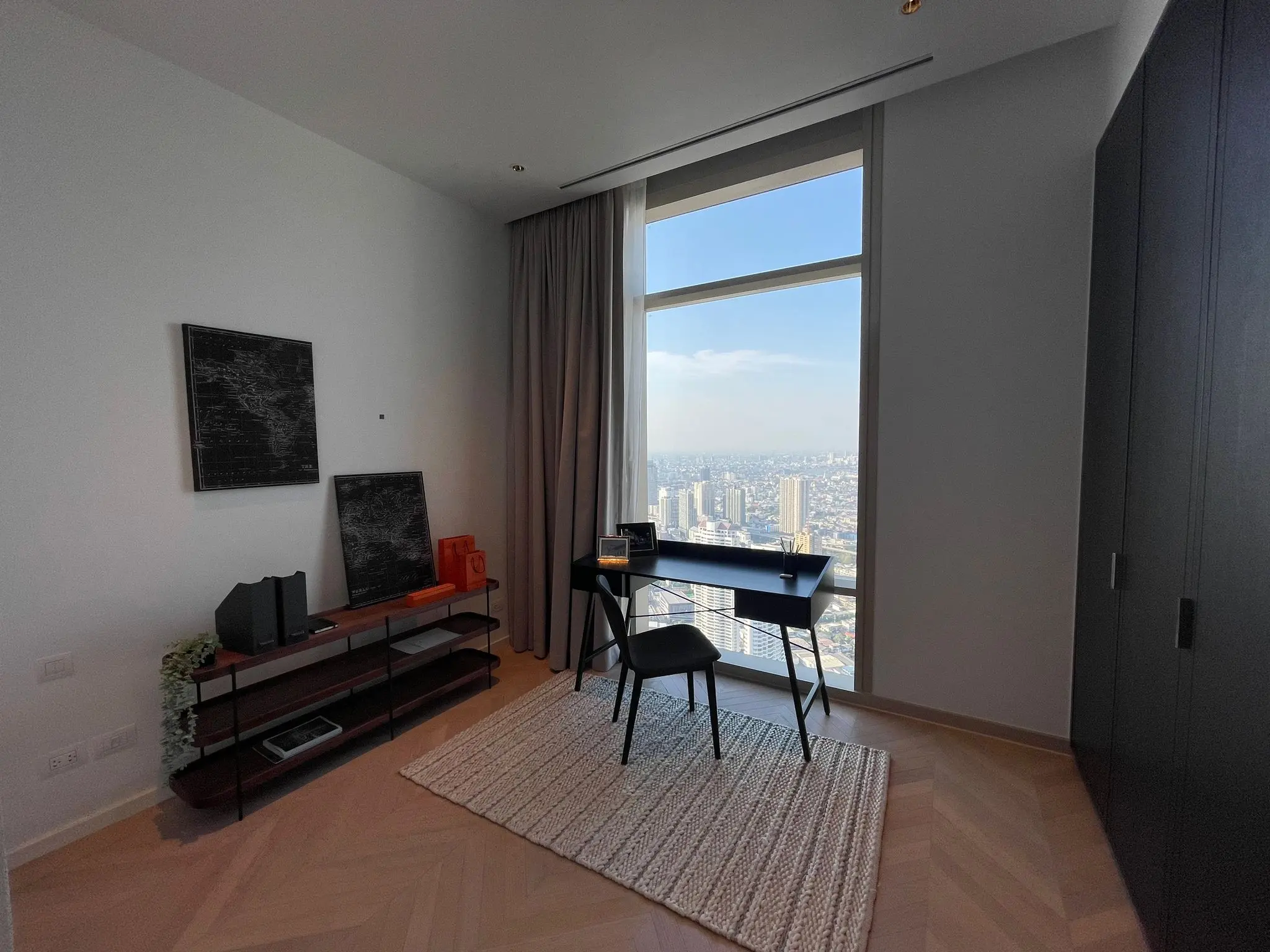 Four Seasons Private Residences for sale on high floor 50+