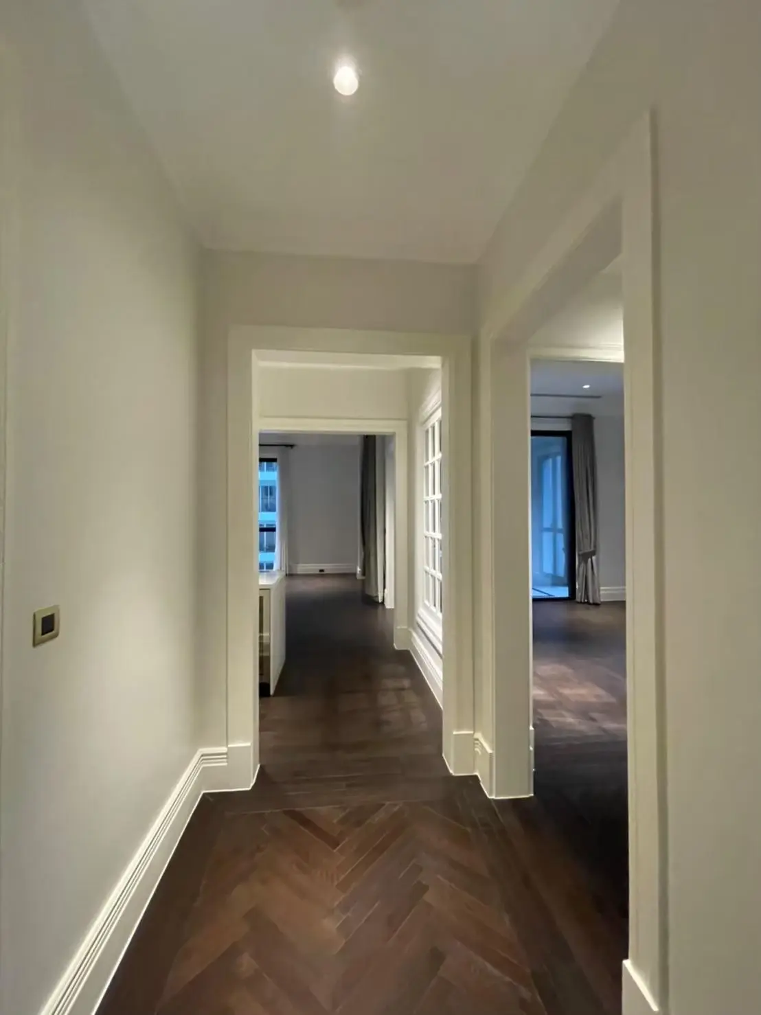 98 Wireless, Super luxury property in Wireless road resale 