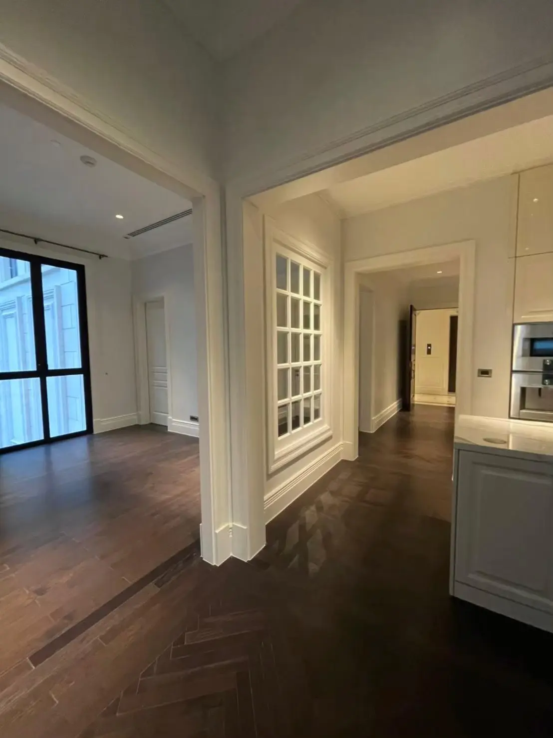 98 Wireless, Super luxury property in Wireless road resale 