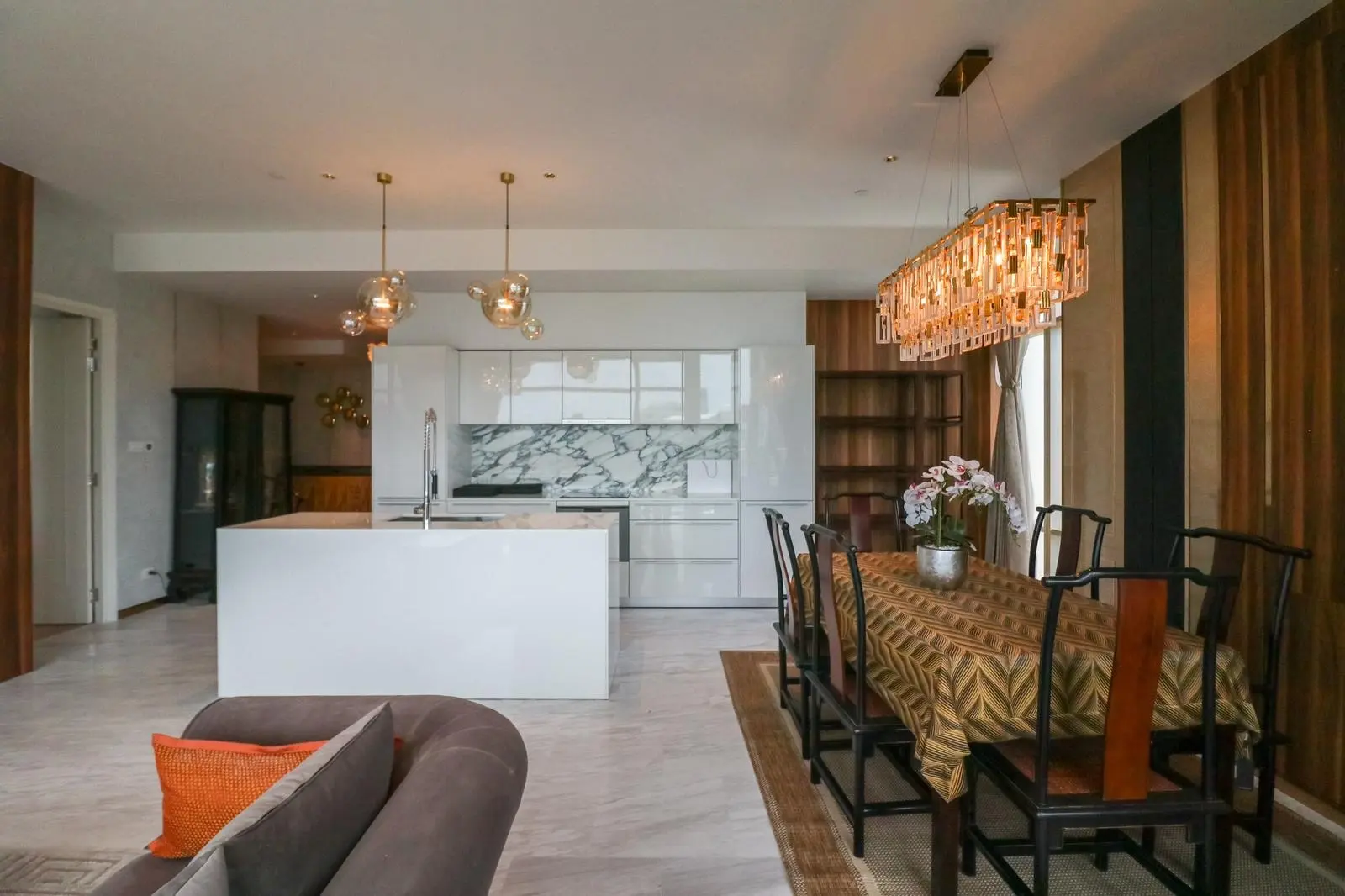 River view at Four Seasons Private Residences 4 beds 