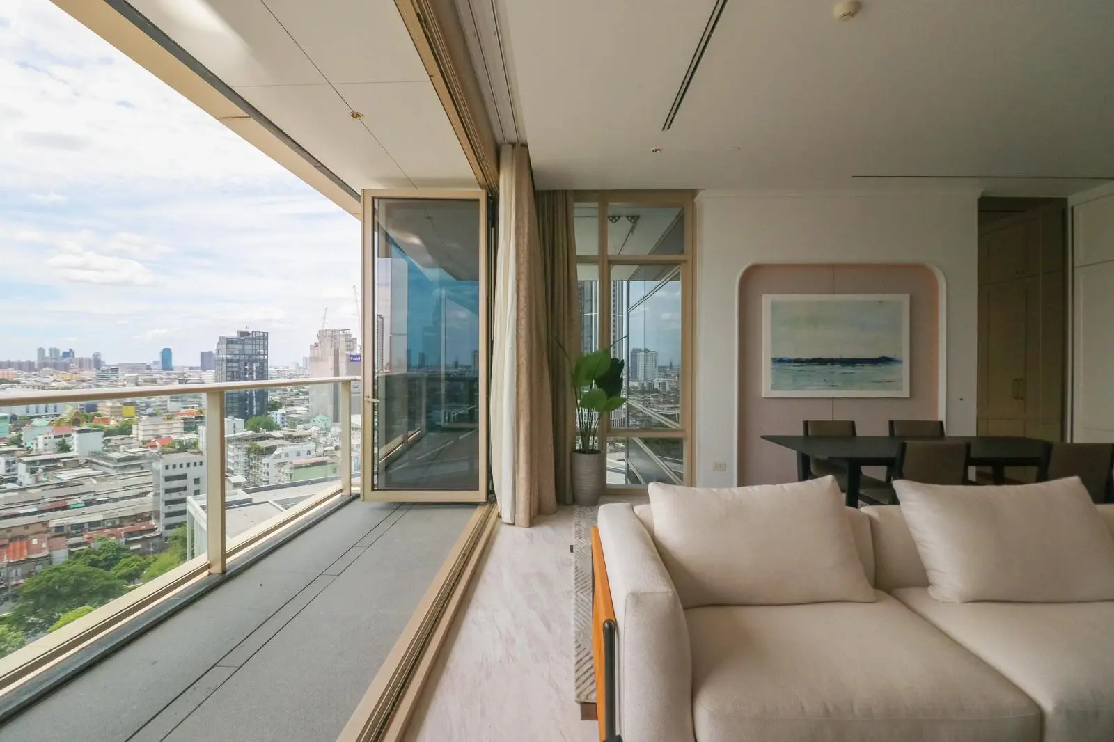 River view at Four Seasons Private Residences 4 beds 
