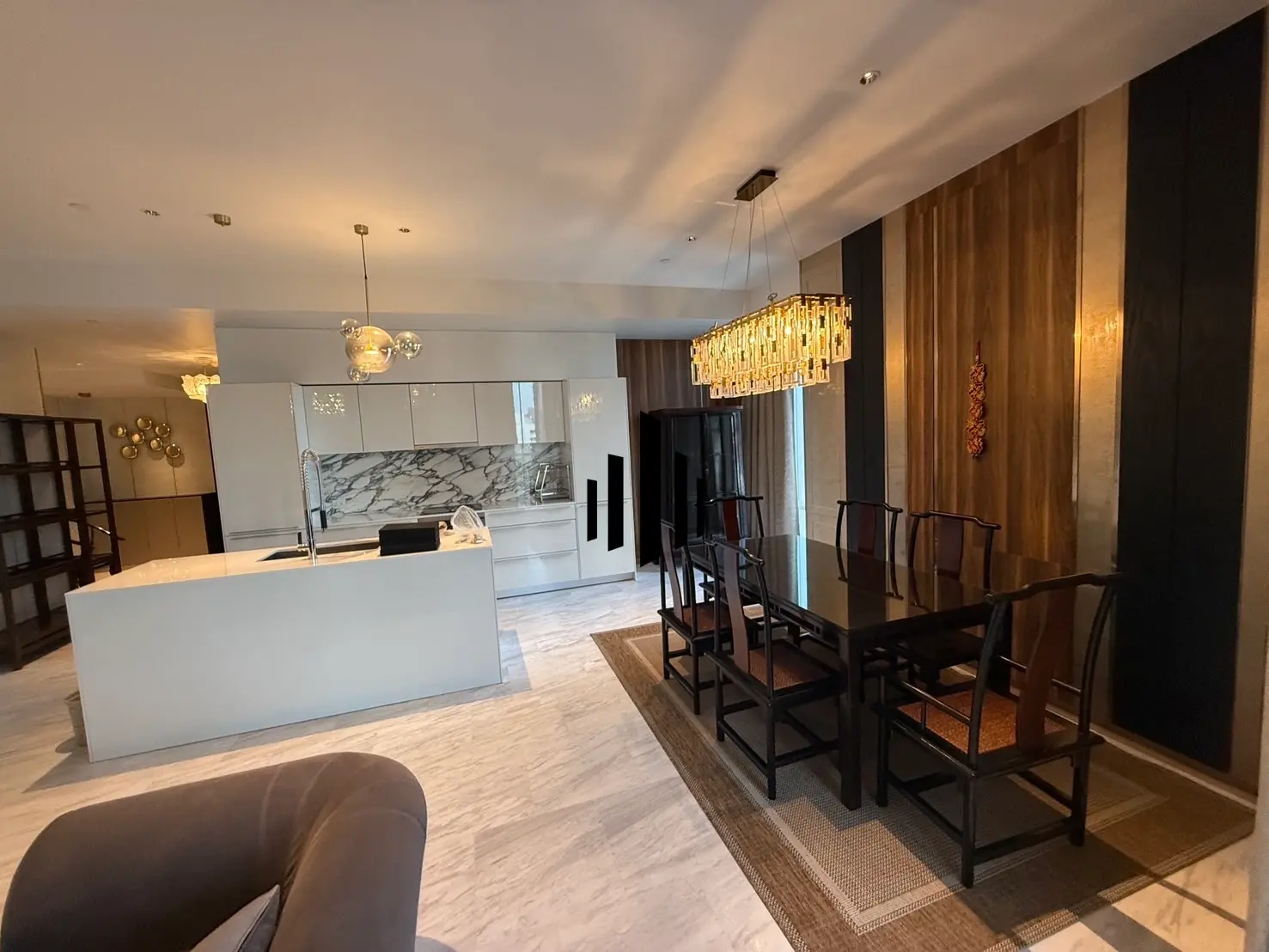 River Front at Four Seasons Private Residences for rent 