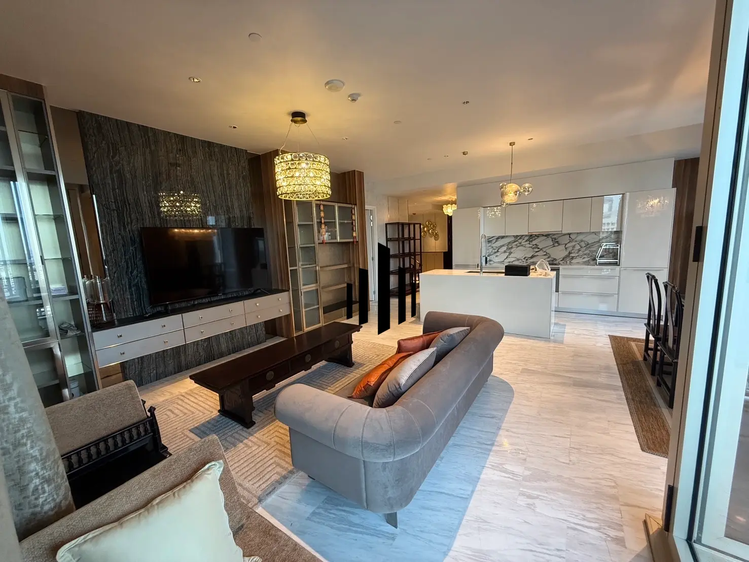 River Front at Four Seasons Private Residences for rent 
